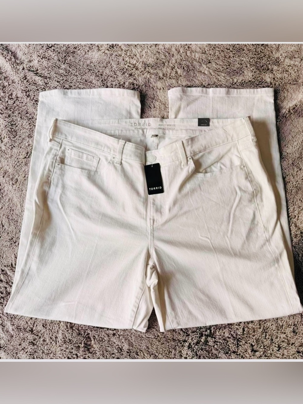 Torrid Perfect Wide leg Vintage Stretch white Jeans - Women's